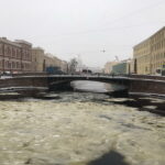 Зима в городе: почему ваша машина может помешать уборке снега