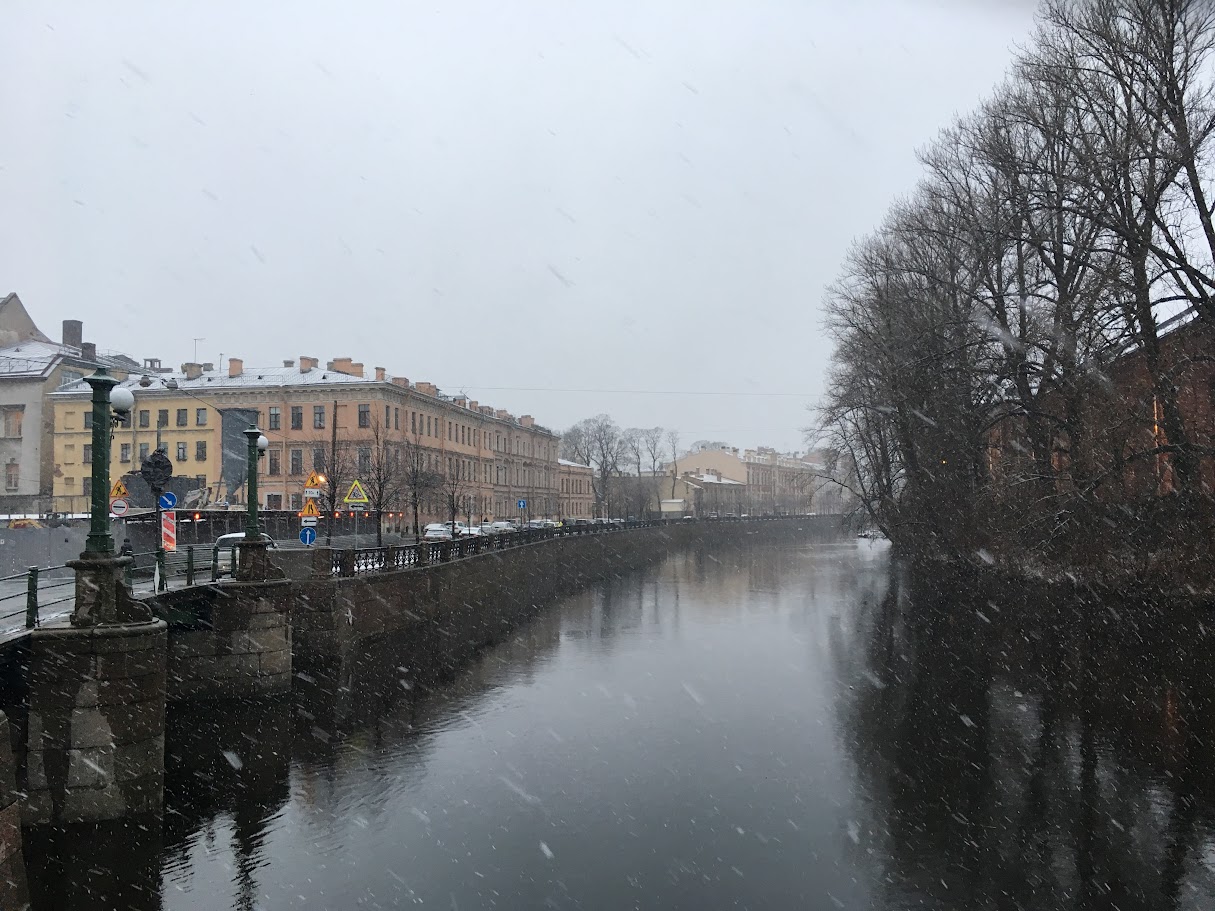 Как поставить кондиционер в доме-памятнике в Петербурге и не нарушить закон